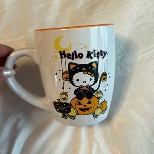 Hello kitty Halloween mug